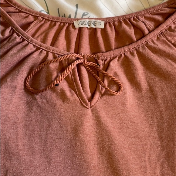 Tshirt - Picture 2 of 2